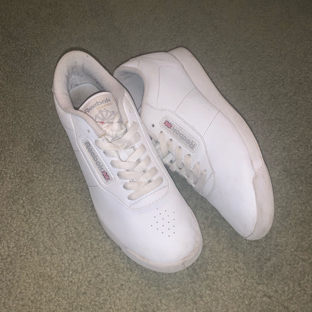 ⭐️Classic Reebok’s⭐️